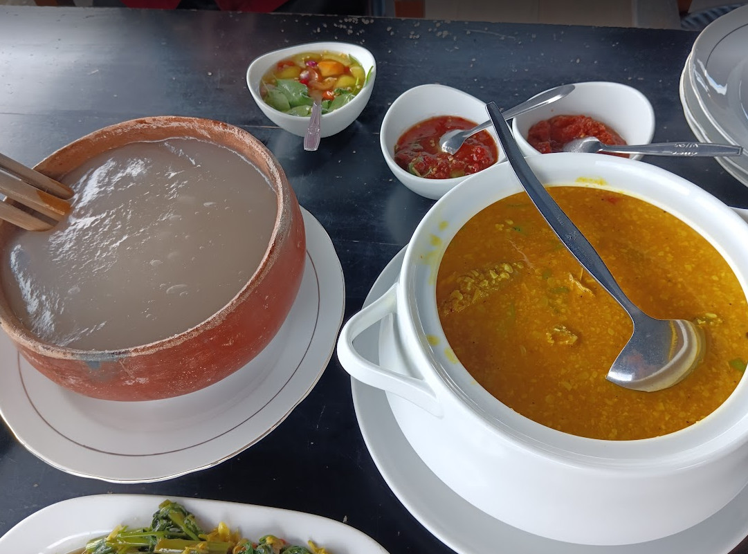 papeda resto sari gurih ambon